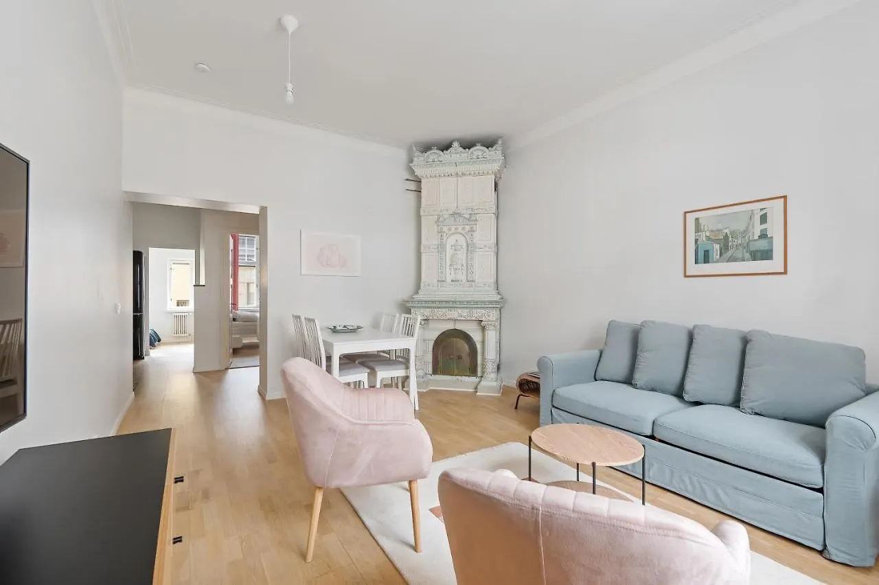 Apartment Wehost Fabulous 2Br In Prestigious Punavuori @Iso Roobertinkatu 26 Helsinki